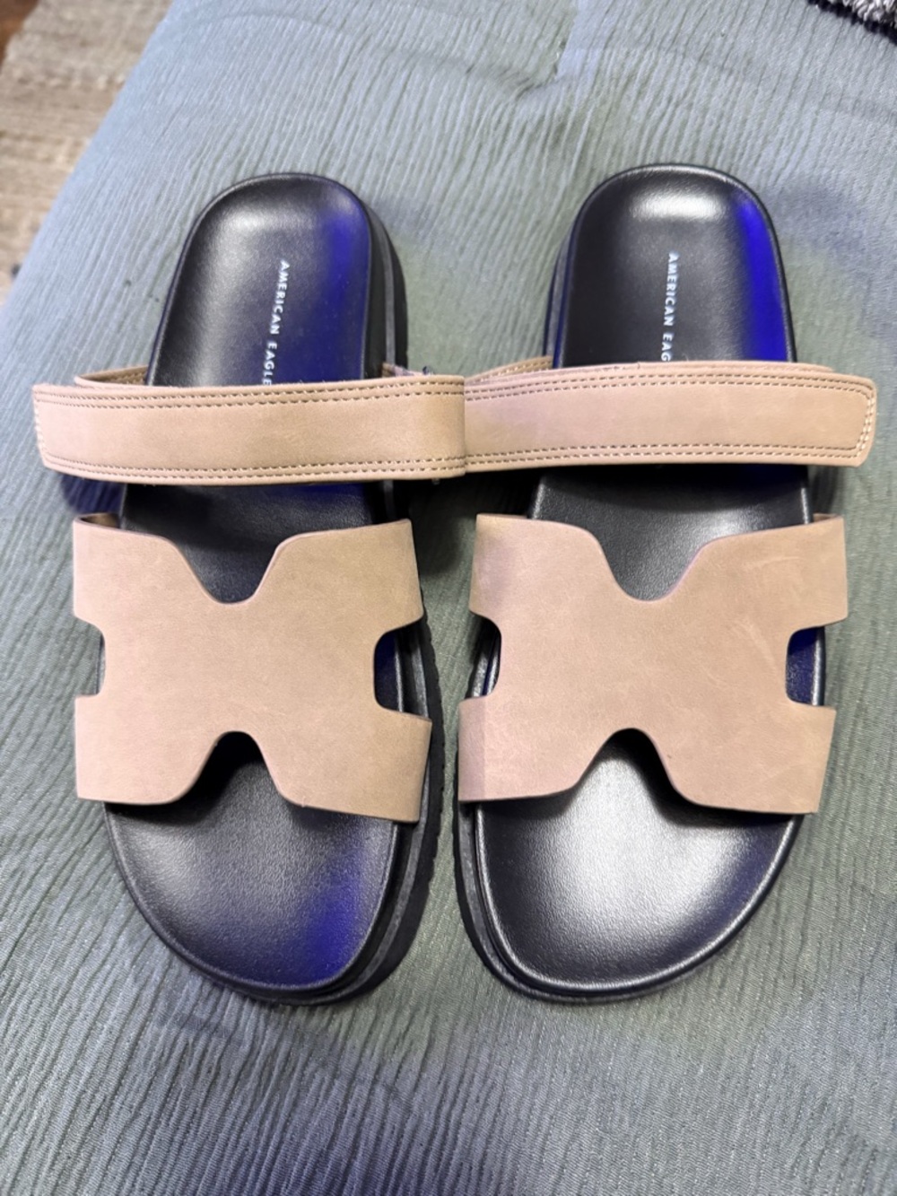 American Eagle Outfitters Tan and Black Slide Sandals